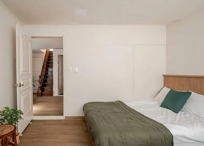 Apartment Pachira House Seoul